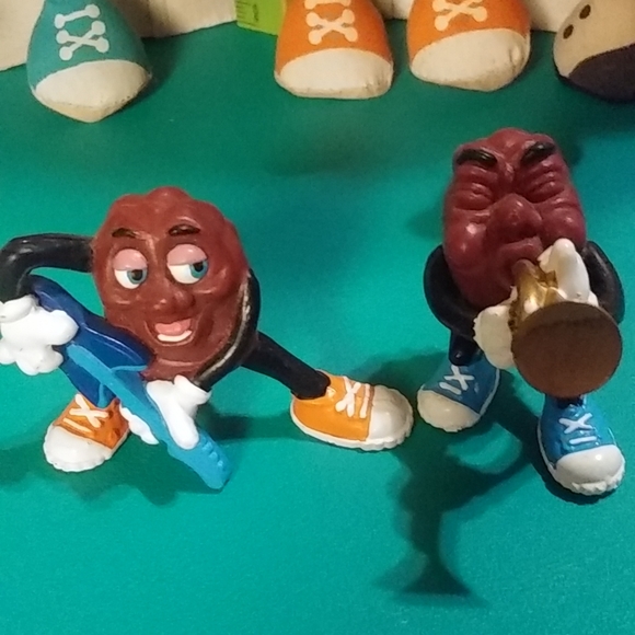 Vintage 1980's California Raisins Bendable & PVC Figurines Set of 5 - Picture 5 of 7